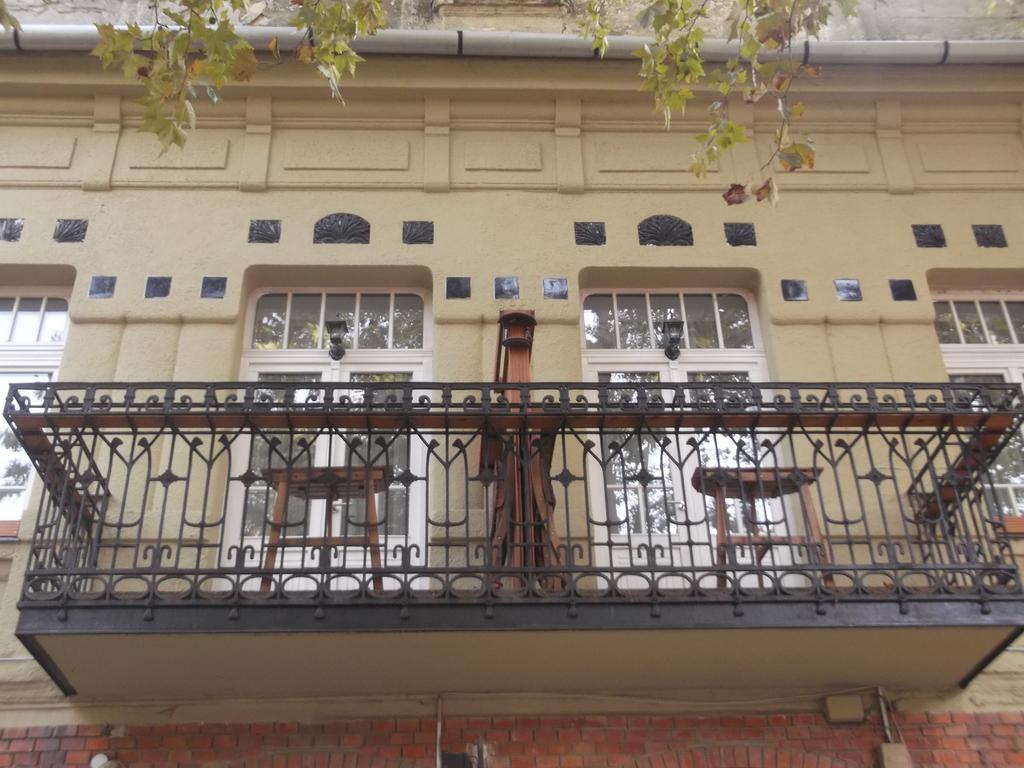 Belvárosi Apartmanszálló - Kiskunfélegyháza Esterno foto