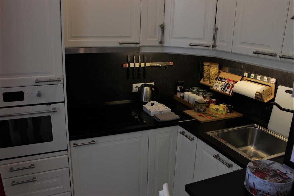 Belvárosi Apartmanszálló - Kiskunfélegyháza Esterno foto
