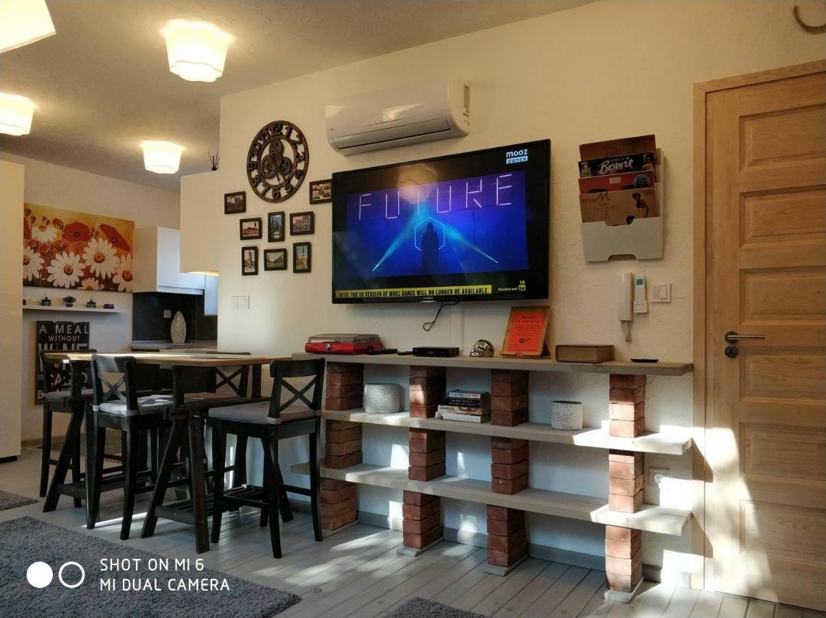 Belvárosi Apartmanszálló - Kiskunfélegyháza Esterno foto